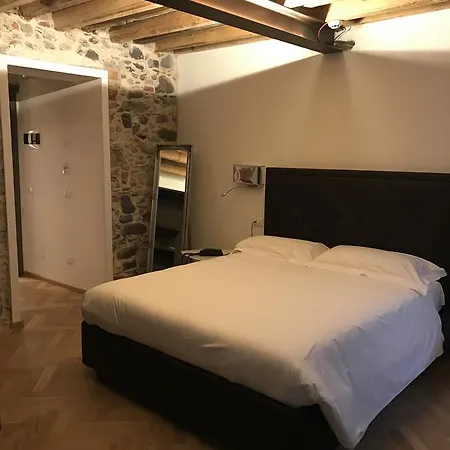 Dal Menga Hotel